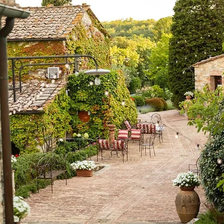 Borgo Vescine ラッダ・イン・キアンティ