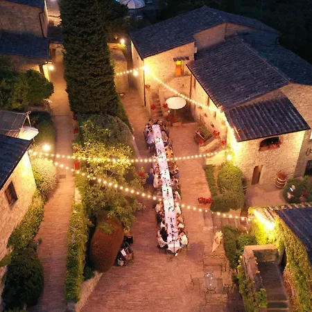 Hotel Borgo Vescine 5*