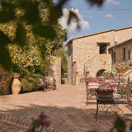 Borgo Vescine Otel