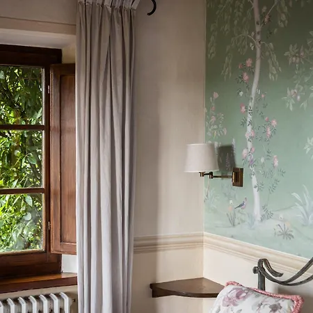 Hotel Borgo Vescine 5*