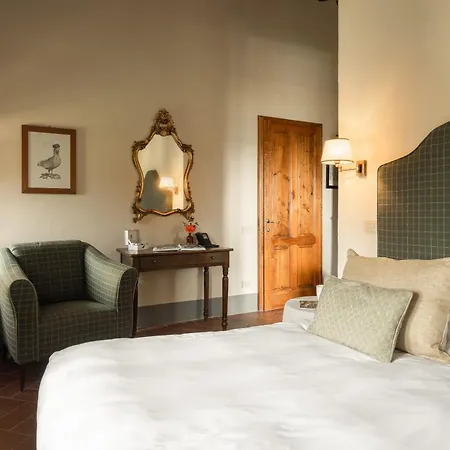 Otel Borgo Vescine Radda in Chianti