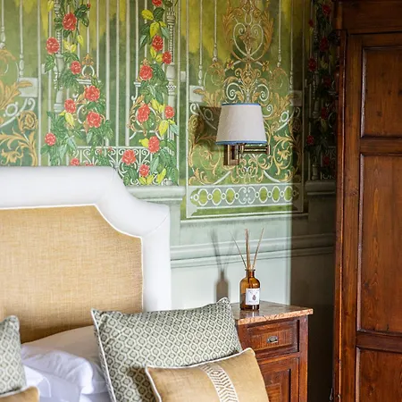 Hotel Borgo Vescine 5*